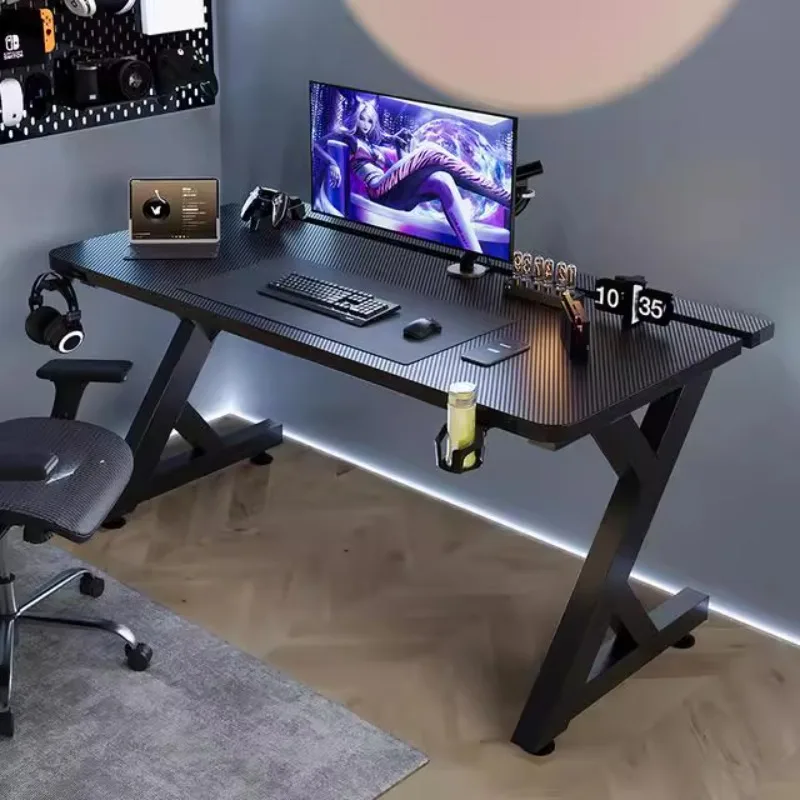 Q 미니멀리스트 블랙 컴퓨터 책상 디자인 고급형 노트북 - Desk Setup Notebook 리뷰 및 가격