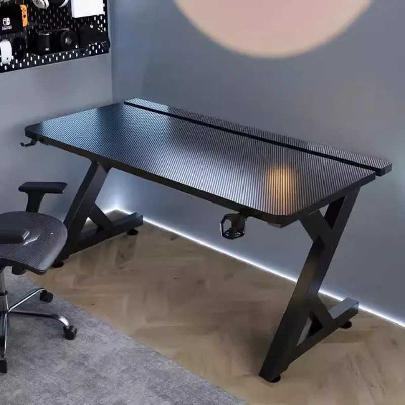 Q 미니멀리스트 블랙 컴퓨터 책상 디자인 고급형 노트북 - Desk Setup Notebook 리뷰 및 가격